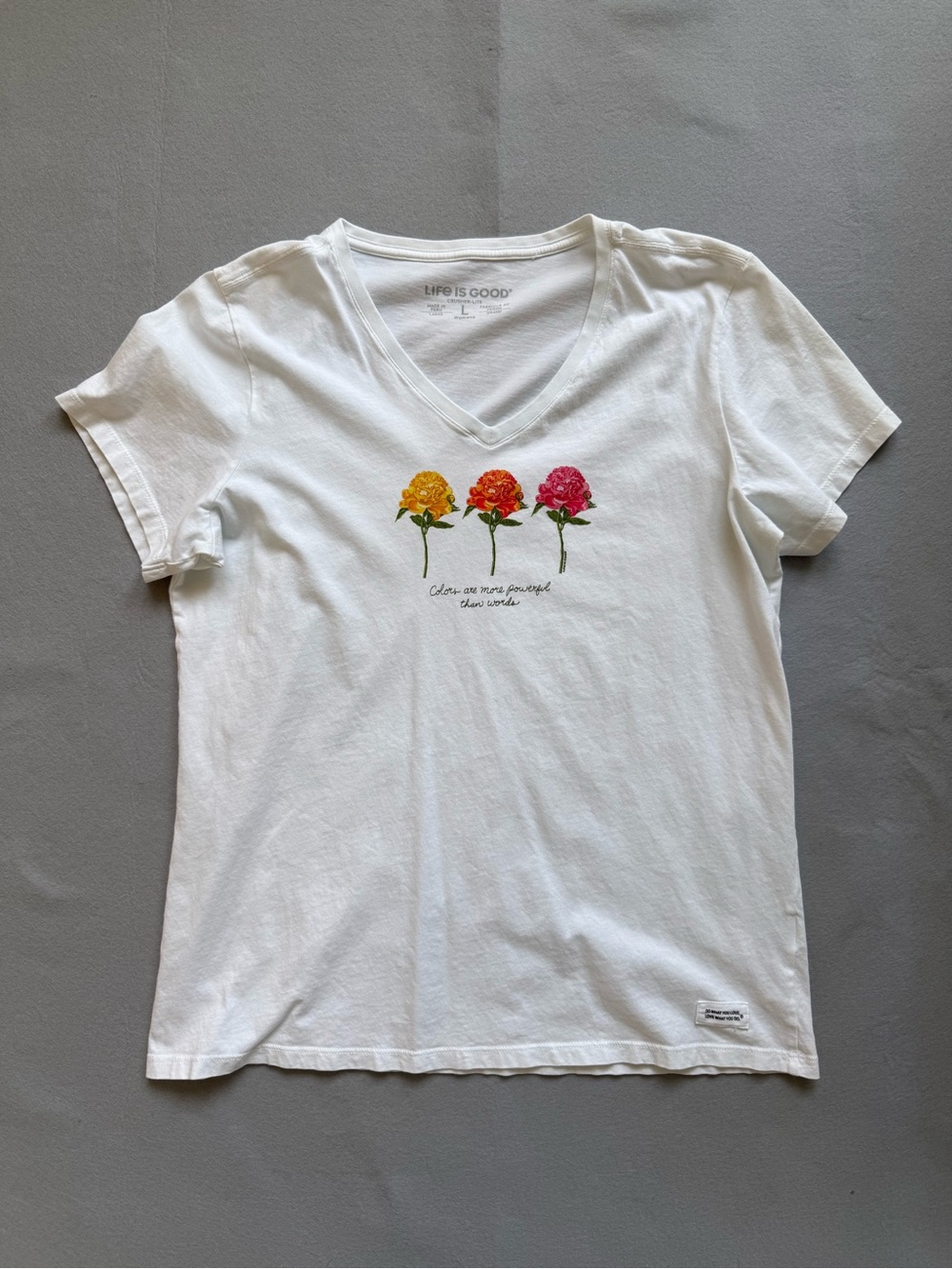 Life Is Good 3 Botanical Peonies Women’s V‑Neck Crusher Lite Tee - Size L